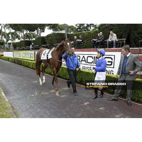 Silvestre De Sousa and Hunter\'s Light win the Gran Premio Roma GBI Racing Rome, Capannelle racecourse 4th november 2012 ph.Stefano Grasso