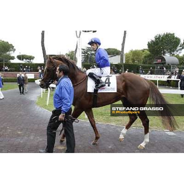 Silvestre De Sousa and Hunter\'s Light win the Gran Premio Roma GBI Racing Rome, Capannelle racecourse 4th november 2012 ph.Stefano Grasso