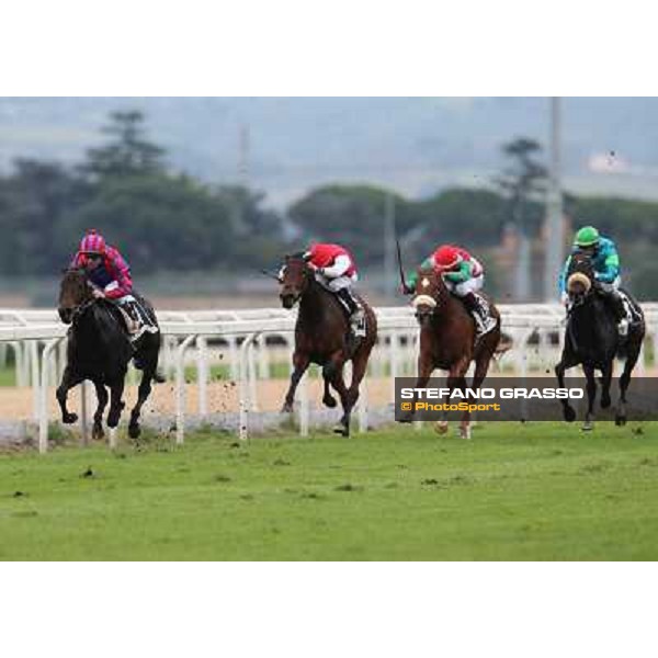 Olivier Peslier on Grand Treasure goes to win the Premio Criterium Femminile Rome- Capannelle racecourse,4th nov.2012 ph.Stefano Grasso