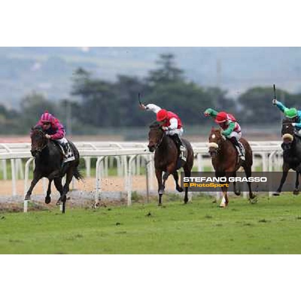 Olivier Peslier on Grand Treasure goes to win the Premio Criterium Femminile Rome- Capannelle racecourse,4th nov.2012 ph.Stefano Grasso