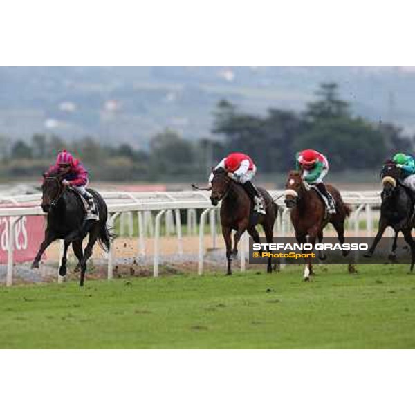 Olivier Peslier on Grand Treasure goes to win the Premio Criterium Femminile Rome- Capannelle racecourse,4th nov.2012 ph.Stefano Grasso