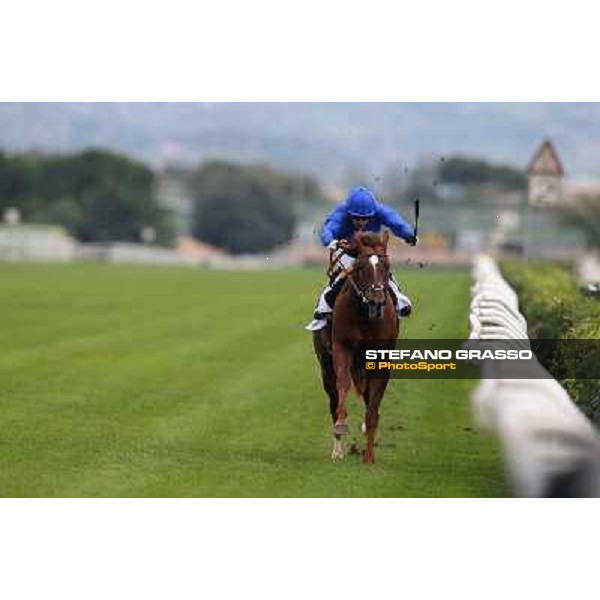 Silvestre De Sousa on Hunter\'s Light flies towards the line of Gran Premio Roma GBI Racing Rome- Capannelle racecourse,4th nov.2012 ph.Stefano Grasso