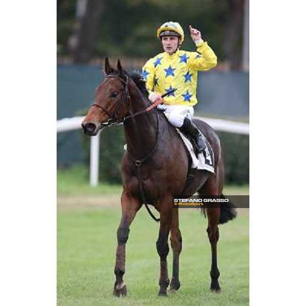 Stephane Pasquier on King Air after winning the Premio Ribot Rome- Capannelle racecourse,4th nov.2012 ph.Stefano Grasso