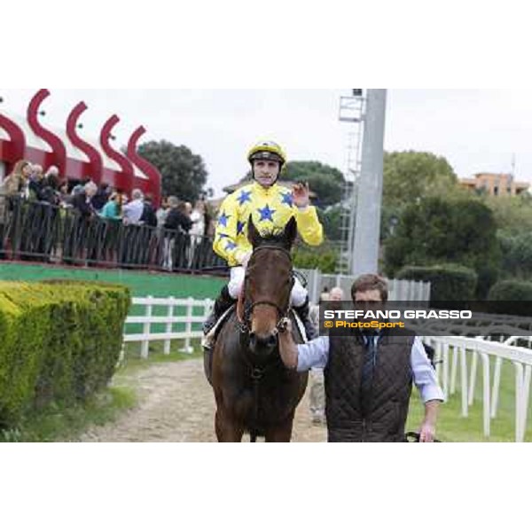 Stephane Pasquier and King Air after winning the Premio Ribot Rome- Capannelle racecourse,4th nov.2012 ph.Stefano Grasso
