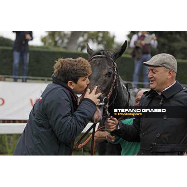 the winning connection of Grand Treasure - the Premio Criterium Femminile Rome- Capannelle racecourse,4th nov.2012 ph.Stefano Grasso