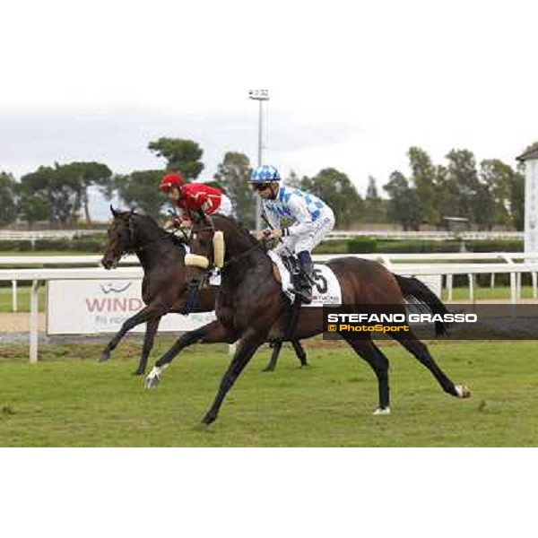 Mickael Barzalona and Occhio della Mente Rome- Capannelle racecourse,4th nov.2012 ph.Stefano Grasso