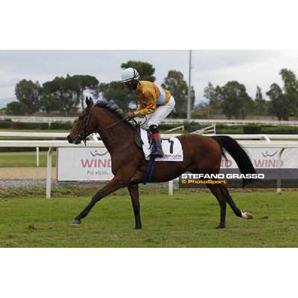 Eduardo Pedroza and Waldpark Rome- Capannelle racecourse,4th nov.2012 ph.Stefano Grasso