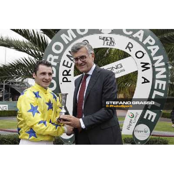 The Prize giving ceremony of the Premio Ribot . Francersco Ruffo and Stephane Pasquier Rome- Capannelle racecourse,4th nov.2012 ph.Stefano Grasso