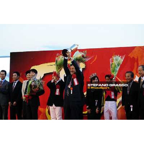 The prize giving ceremony for Gentildonna\'s connections winners of the Japan Cup 2012 Tokyo - Fuchu racecourse, 25th nov.2012 ph.Peeo Ploff/Stefano Grasso