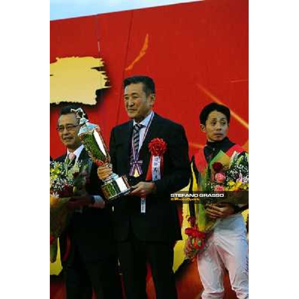 The prize giving ceremony for Gentildonna\'s connections winners of the Japan Cup 2012 Tokyo - Fuchu racecourse, 25th nov.2012 ph.Peeo Ploff/Stefano Grasso