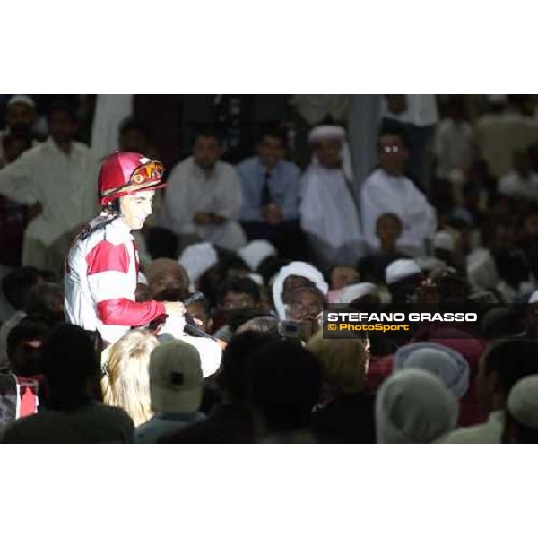 coming back to the winner enclosure for John Velazquez, after the triumph in Dubai World Cup 2005 Nad El Sheba- Dubai, 26th march 2005 ph. Stefano Grasso