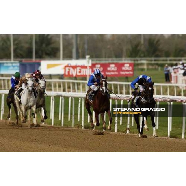 Madjani at last few meters of the Dubai Kahayla Classic Nad El Sheba- Dubai, 26th march 2005 ph. Stefano Grasso