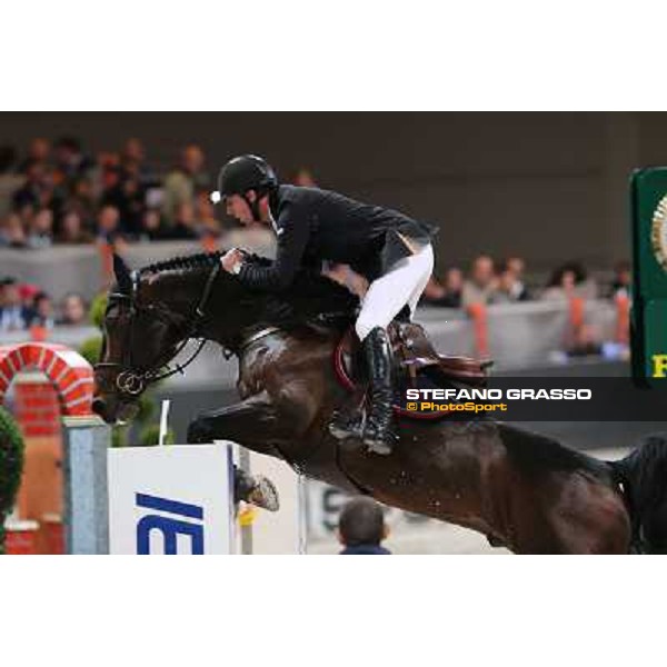 Jur Vrieling and VDL Bubalu Rolex Fei World Cup Jumping Verona Fieracavalli 2012 Verona,11th nov.2012 ph.Stefano Grasso