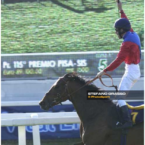 Stefano Landi on Slapper wins the 115¡ Premio Pisa Sis San Rossore racetrack Pisa, 28th march 2005 ph. Stefano Grasso