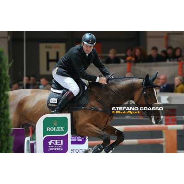 Robert Smith and Voila Rolex Fei World Cup Jumping Verona Fieracavalli 2012 Verona,11th nov.2012 ph.Stefano Grasso