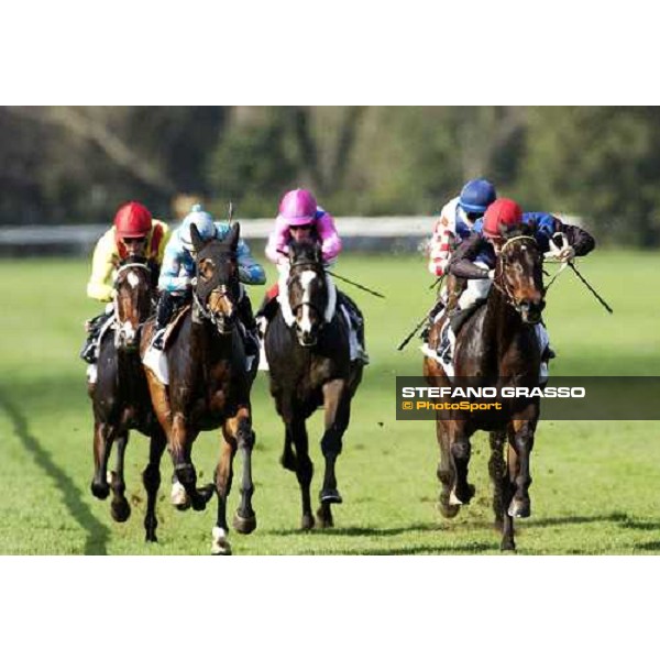 last meters of Premio Aereoporto Toscano Galilei - at right the winner Claudio Colombi on Kaysun San Rossore racetrack Pisa, 28th march 2005 ph. Stefano Grasso