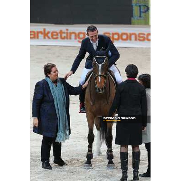 Antonella Dallari congratulates with Luca Maria Moneta Rolex Fei World Cup Jumping Verona Fieracavalli 2012 Verona,11th nov.2012 ph.Stefano Grasso