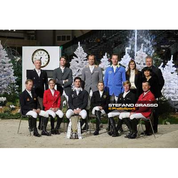 Group photo for the Top Ten riders Top 10 Rolex IJRC Geneve,7th dec.2012 ph.IJRC/SGrasso