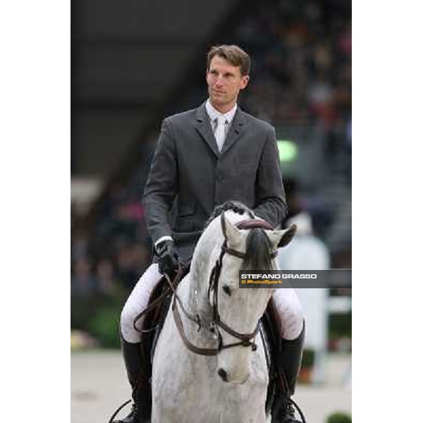 Kevin Staut Top 10 Rolex IJRC Geneve,7th dec.2012 ph.IJRC/SGrasso