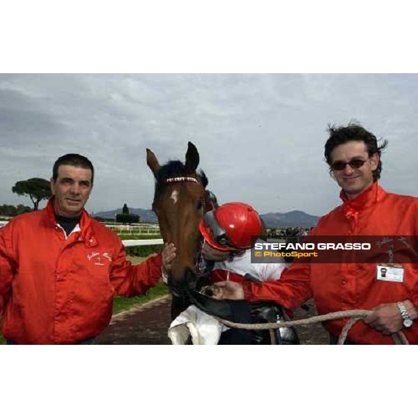 Premio Torricola Dario Vargiu kisses Golden Sensation Rome Capannelle, 24th april 2005 ph. Stefano Grasso