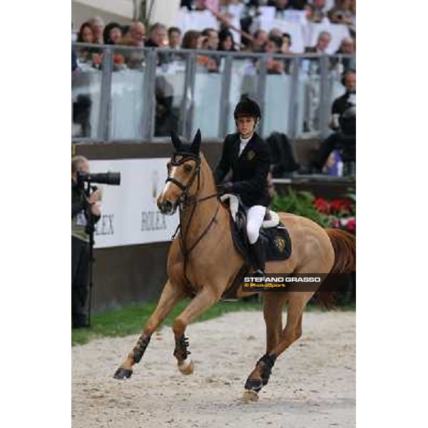 Edwina Tops-Alexander and Cevo Itot du Chateau Grand Prix Rolex - Rolex Fei World Cup Geneve,9th dec.2012 ph.IJRC/SGrasso
