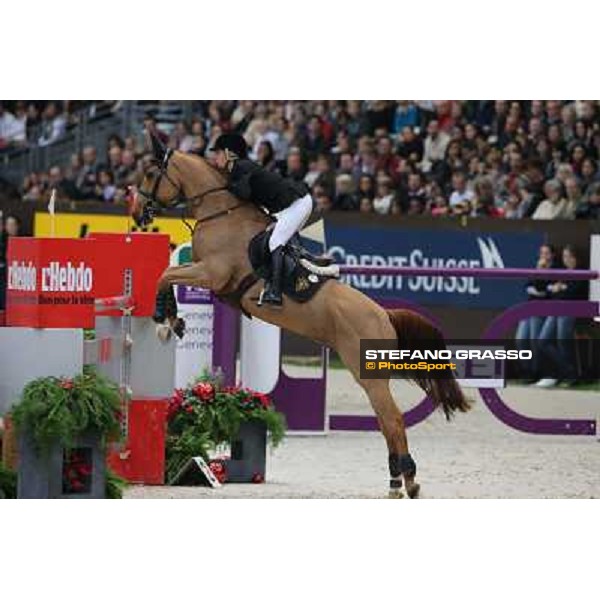 Edwina Tops-Alexander and Cevo Itot du Chateau Grand Prix Rolex - Rolex Fei World Cup Geneve,9th dec.2012 ph.IJRC/SGrasso