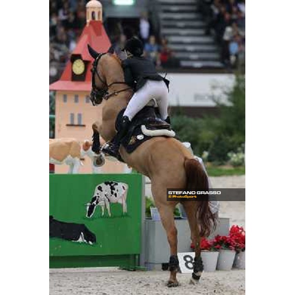 Edwina Tops-Alexander and Cevo Itot du Chateau Grand Prix Rolex - Rolex Fei World Cup Geneve,9th dec.2012 ph.IJRC/SGrasso