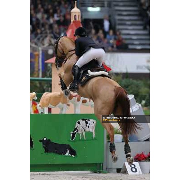 Edwina Tops-Alexander and Cevo Itot du Chateau Grand Prix Rolex - Rolex Fei World Cup Geneve,9th dec.2012 ph.IJRC/SGrasso