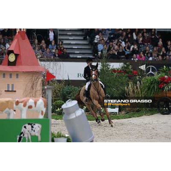 Edwina Tops-Alexander and Cevo Itot du Chateau Grand Prix Rolex - Rolex Fei World Cup Geneve,9th dec.2012 ph.IJRC/SGrasso