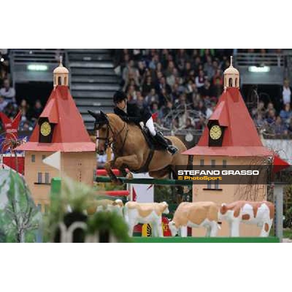 Edwina Tops-Alexander and Cevo Itot du Chateau Grand Prix Rolex - Rolex Fei World Cup Geneve,9th dec.2012 ph.IJRC/SGrasso