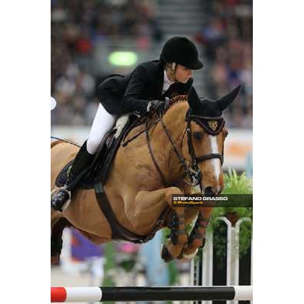 Edwina Tops-Alexander and Cevo Itot du Chateau Grand Prix Rolex - Rolex Fei World Cup Geneve,9th dec.2012 ph.IJRC/SGrasso