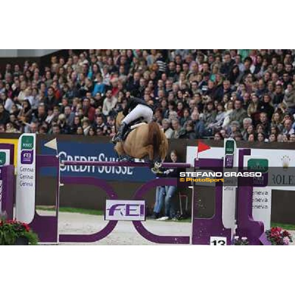 Edwina Tops-Alexander and Cevo Itot du Chateau Grand Prix Rolex - Rolex Fei World Cup Geneve,9th dec.2012 ph.IJRC/SGrasso