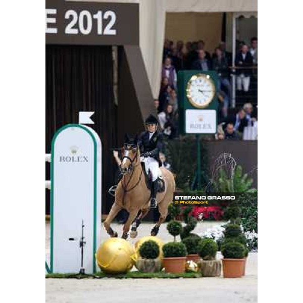 Edwina Tops-Alexander and Cevo Itot du Chateau Grand Prix Rolex - Rolex Fei World Cup Geneve,9th dec.2012 ph.IJRC/SGrasso