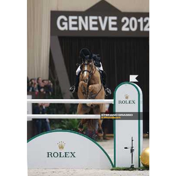 Edwina Tops-Alexander and Cevo Itot du Chateau Grand Prix Rolex - Rolex Fei World Cup Geneve,9th dec.2012 ph.IJRC/SGrasso