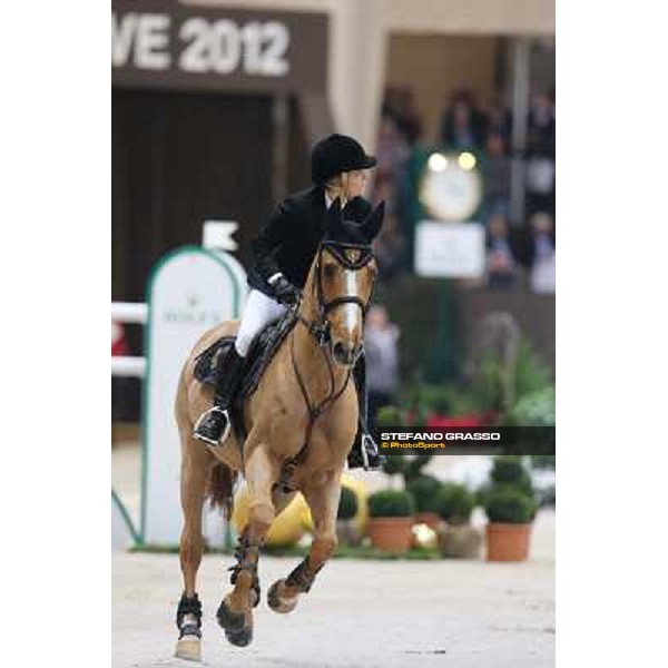 Edwina Tops-Alexander and Cevo Itot du Chateau Grand Prix Rolex - Rolex Fei World Cup Geneve,9th dec.2012 ph.IJRC/SGrasso