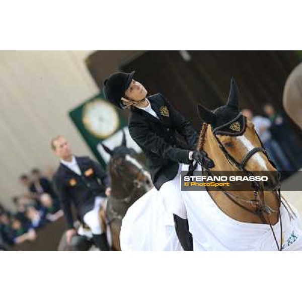 Edwina Tops-Alexander and Cevo Itot du Chateau Grand Prix Rolex - Rolex Fei World Cup Geneve,9th dec.2012 ph.IJRC/SGrasso