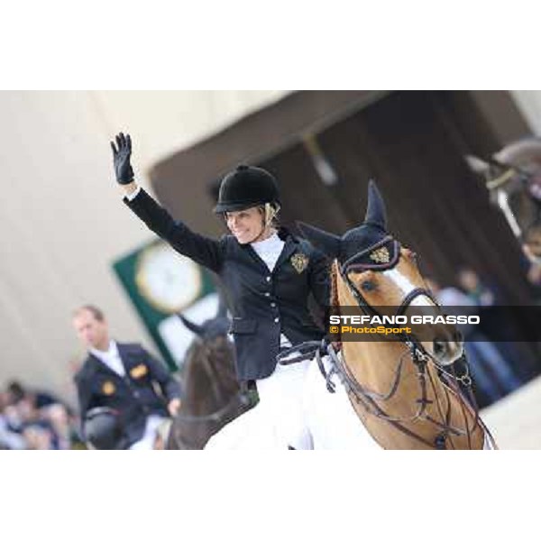 Edwina Tops-Alexander and Cevo Itot du Chateau Grand Prix Rolex - Rolex Fei World Cup Geneve,9th dec.2012 ph.IJRC/SGrasso