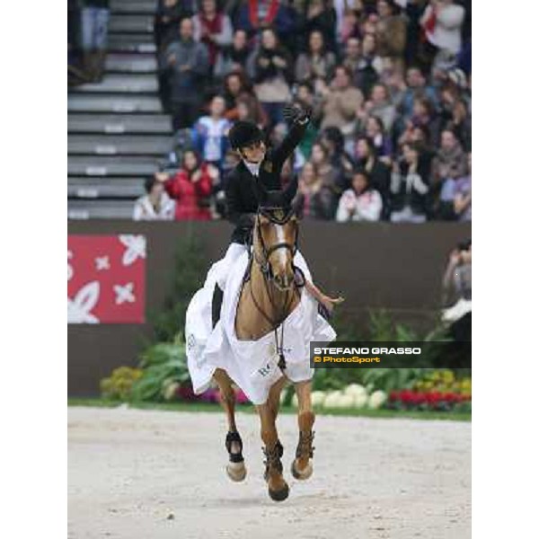 Edwina Tops-Alexander and Cevo Itot du Chateau Grand Prix Rolex - Rolex Fei World Cup Geneve,9th dec.2012 ph.IJRC/SGrasso