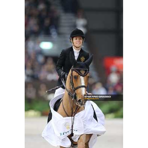 Edwina Tops-Alexander and Cevo Itot du Chateau Grand Prix Rolex - Rolex Fei World Cup Geneve,9th dec.2012 ph.IJRC/SGrasso