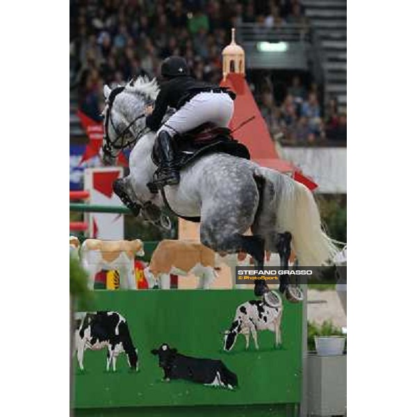 Sergio Alvarez Moya and Carlo 273 Grand Prix Rolex - Rolex Fei World Cup Geneve,9th dec.2012 ph.IJRC/SGrasso