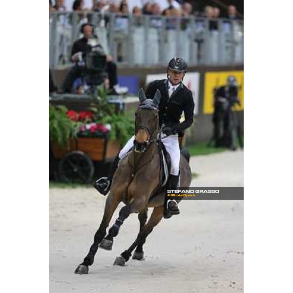 Paul Estermann on Castlefield Eclipse Grand Prix Rolex Rolex Fei World Cup Geneve,9th dec.2012 ph.IJRC/StefanoGrasso