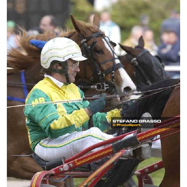 Mauro Baroncini with Entella As immediately after the line of Gran Premio D\' Europa Filly Milano, San Siro racetrack 25th april 2005 ph. Stefano Grasso