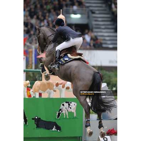 Luciana Diniz on Lennox Grand Prix Rolex Rolex Fei World Cup Geneve,9th dec.2012 ph.IJRC/StefanoGrasso