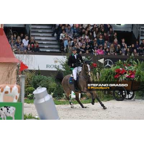 Beat Mandli on Louis 162 Grand Prix Rolex Rolex Fei World Cup Geneve,9th dec.2012 ph.IJRC/StefanoGrasso