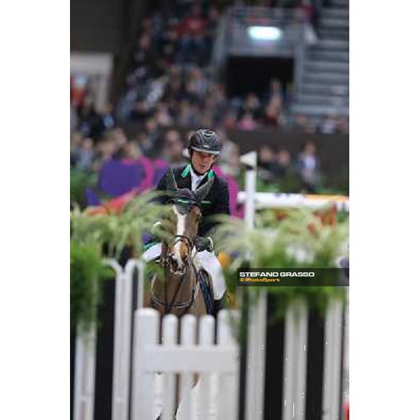 Beat Mandli on Louis 162 Grand Prix Rolex Rolex Fei World Cup Geneve,9th dec.2012 ph.IJRC/StefanoGrasso