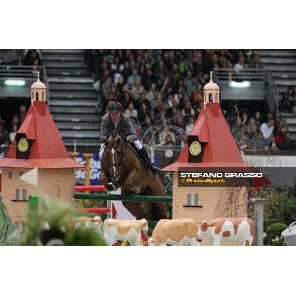 Ludger Beerbaum on Zinedine Grand Prix Rolex Rolex Fei World Cup Geneve,9th dec.2012 ph.IJRC/StefanoGrasso