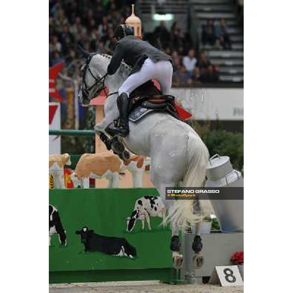 Kevin Staut on Silvana HDC Grand Prix Rolex Rolex Fei World Cup Geneve,9th dec.2012 ph.IJRC/StefanoGrasso