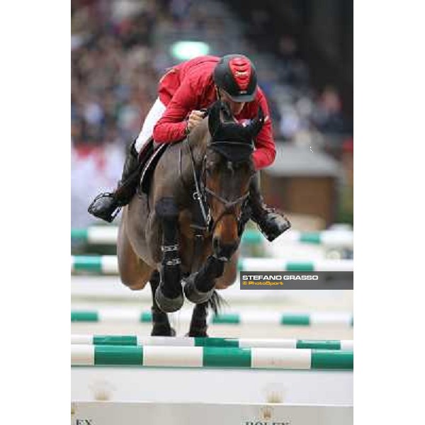 Pius Schwizer on Verdi III Grand Prix Rolex Rolex Fei World Cup Geneve,9th dec.2012 ph.IJRC/StefanoGrasso