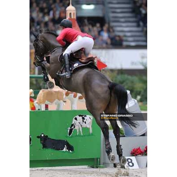 Pius Schwizer on Verdi III Grand Prix Rolex Rolex Fei World Cup Geneve,9th dec.2012 ph.IJRC/StefanoGrasso