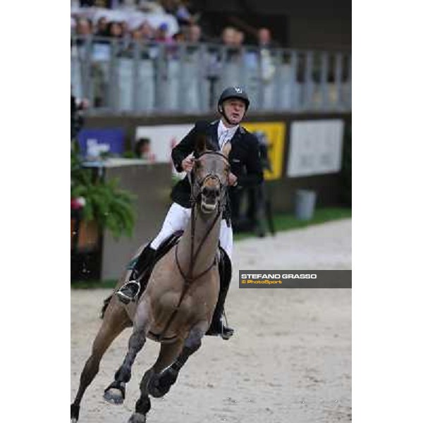 Roger Yves Bost on Castle Forbes Myrtille Paulois Grand Prix Rolex Rolex Fei World Cup Geneve,9th dec.2012 ph.IJRC/StefanoGrasso